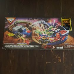 Monster Jam World Finals SuperCharge Speedway Toy