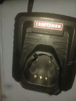 Craftsman 12-Volt Lithium-Ion Battery Charger 01036