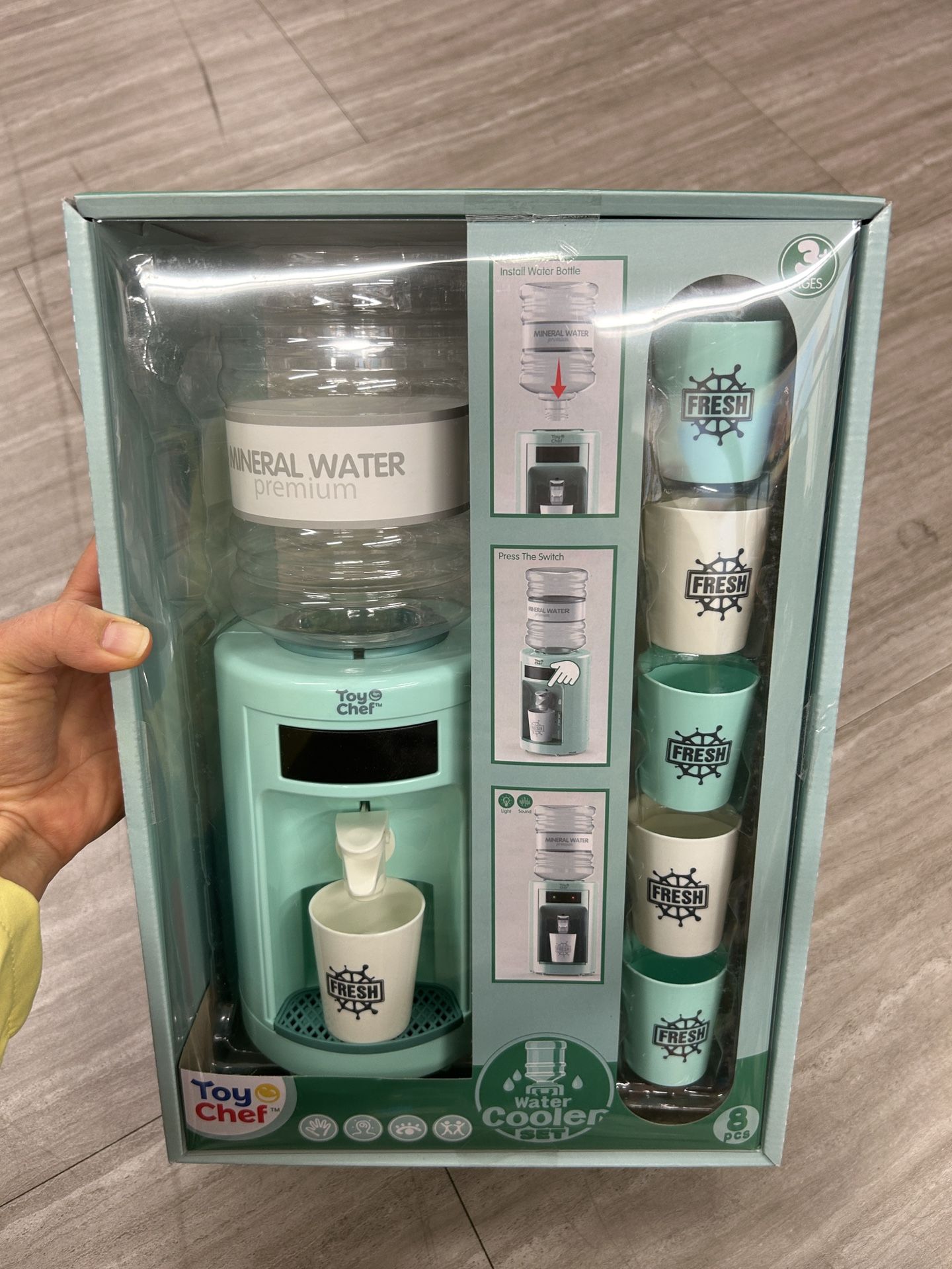 NWT Kids Water Dispenser Playset