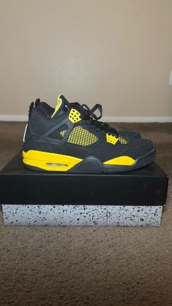 Air Jordan 4 Retro "Thunder" (2012 OG) - Size 9.5 (VNDS / Flawless Midsole)