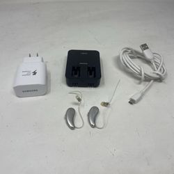 🌟Signia Pure Charge & Go 7NX Hearing Aid SET  W/ Charger & Accessories