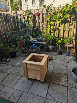 18" Planter