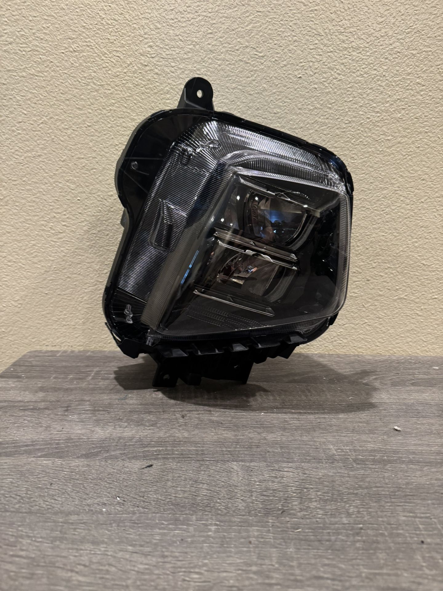2022-2024 HYUNDAI TUCSON HEADLIGHT RH LED 