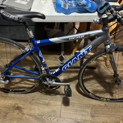 Giant Road Bike