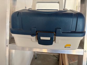 Plano 6102 tackle box like new