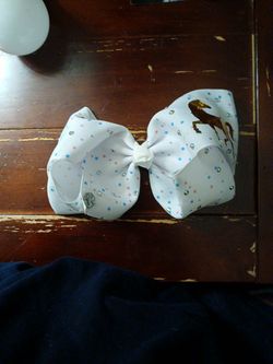 Jojo Bow!