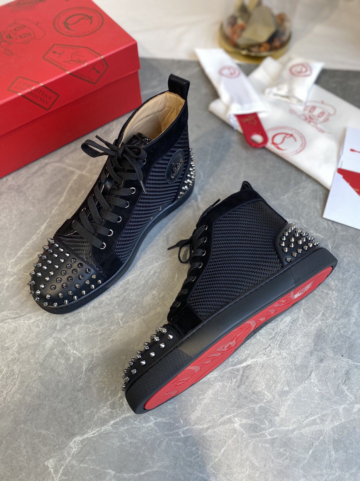 Christian Louboutin Men’s Sneaker With Box 2025 New