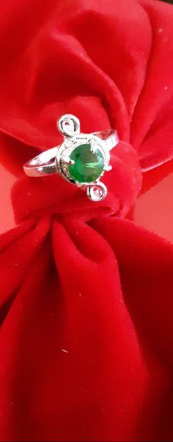 New size 8 Sterling silver 925