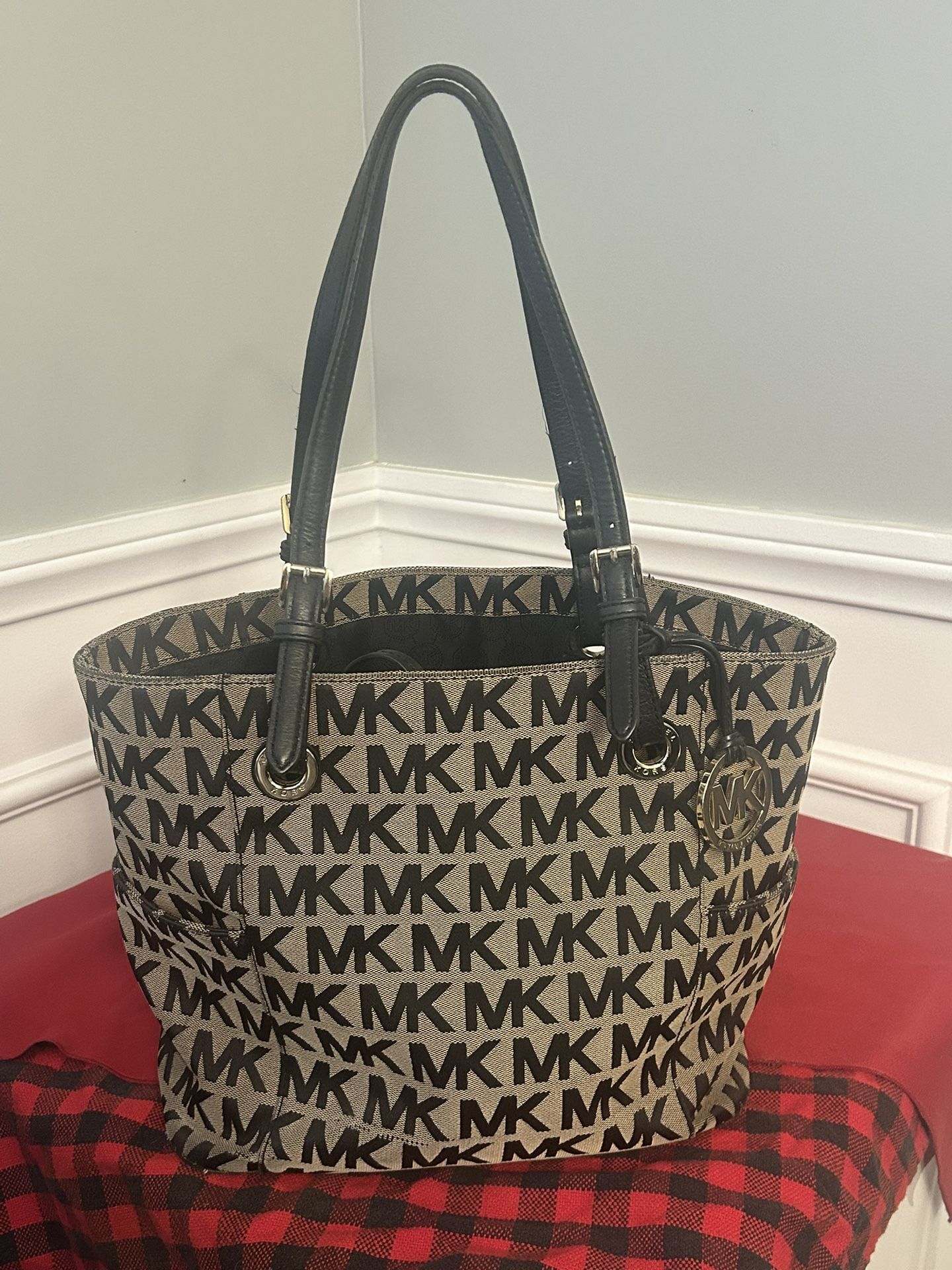 MK Purse