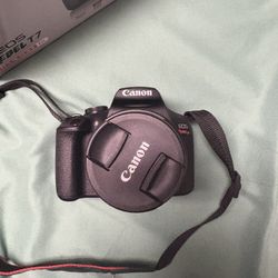 Canon Rebel T7