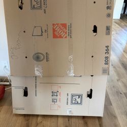 Free TV Moving Box