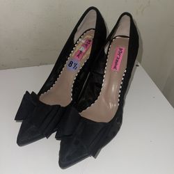 Bestey Johnson Heels
