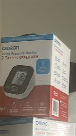 Omron 3 series upper arm blood pressure monitor