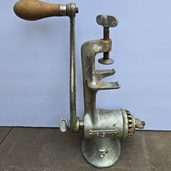 Vintage Universal No 2 Meat Grinder