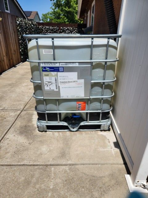 Water Storage Tank 250 Gallon