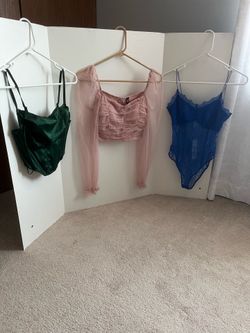 Women’s tops