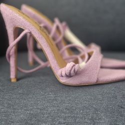 Brand New Women’s Pointed Toe Heels – Elegant Dress Shoes – Size 5.5