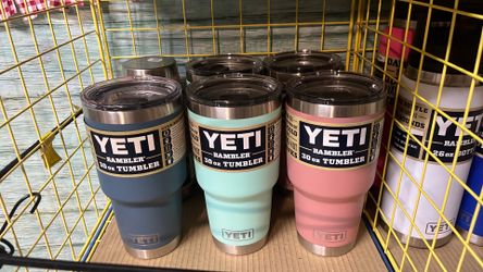 Yeti 30 oz tumbler