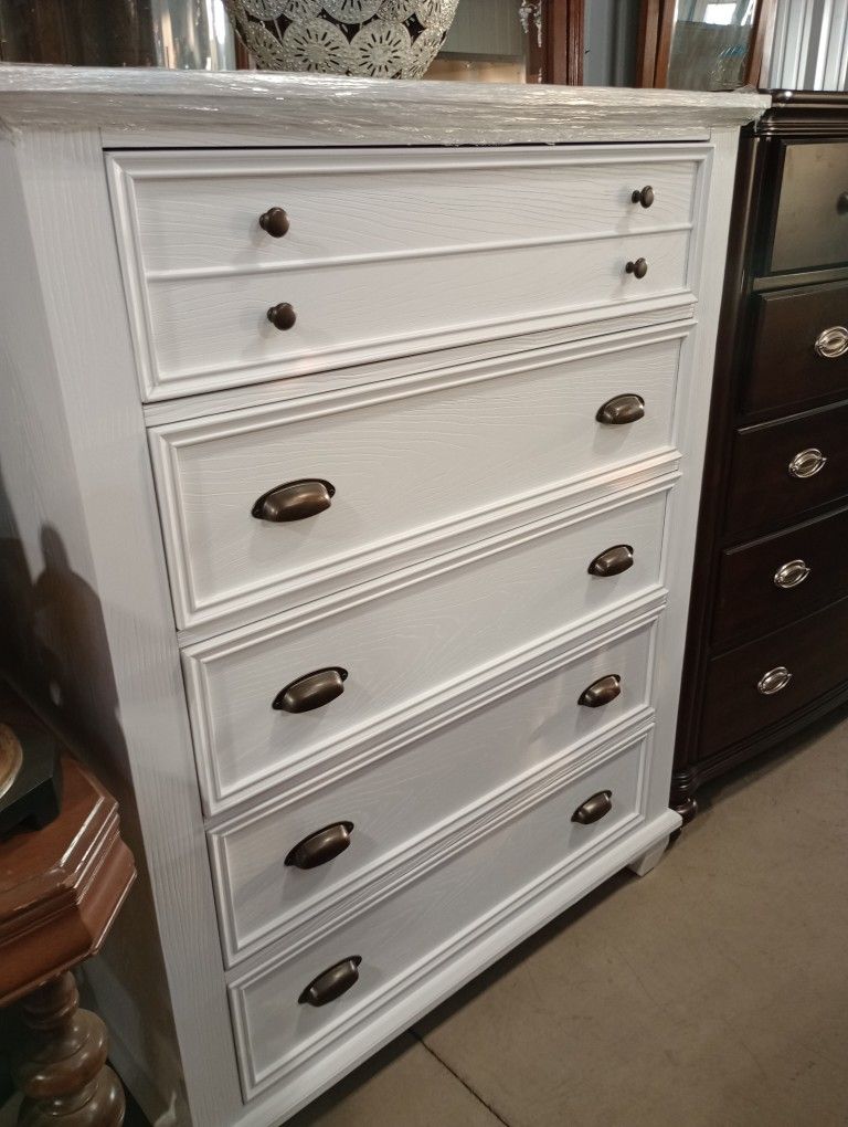 White Large Dresser