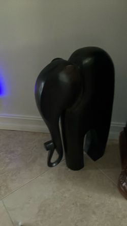 Black Elephant Sculpture Decor