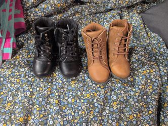 Girl Toddler Boots size 9 Black and Brown