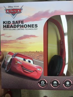 NWT kids racing car headphone