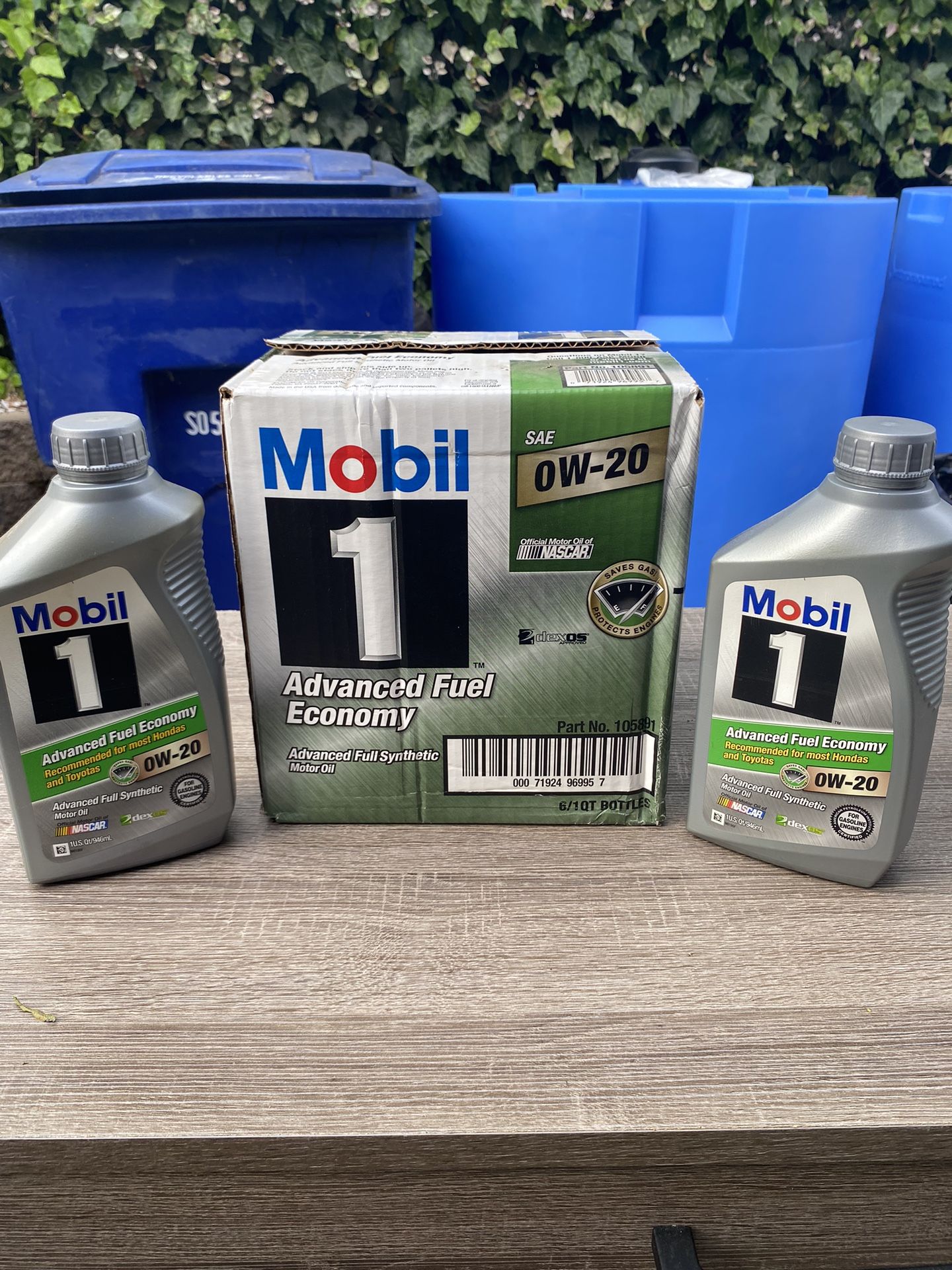 10 Bottles Mobil 1 Ow-20 Oil