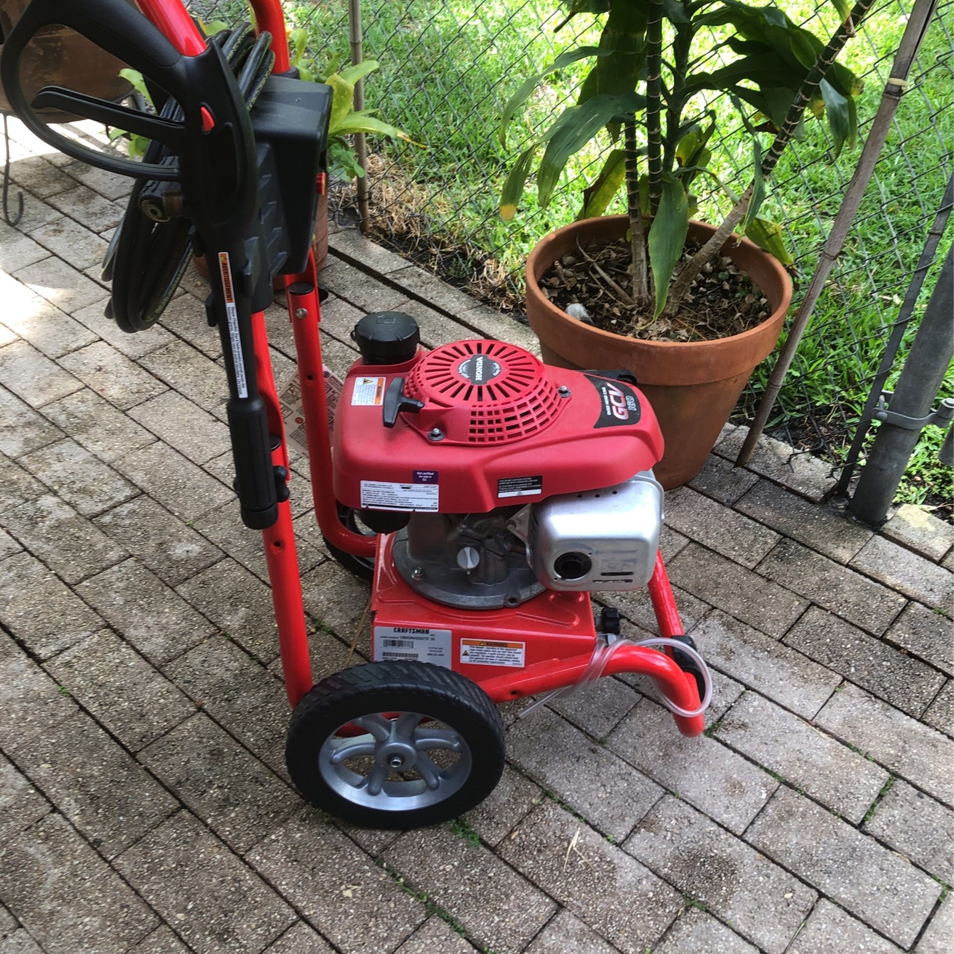 Craftsman 2800 PSI Pressure Washer Used One Time
