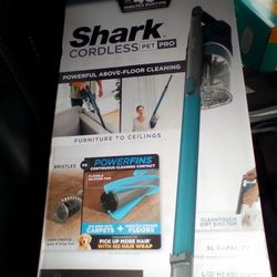 Shark Cordless Pet Pro Vacuum New. 