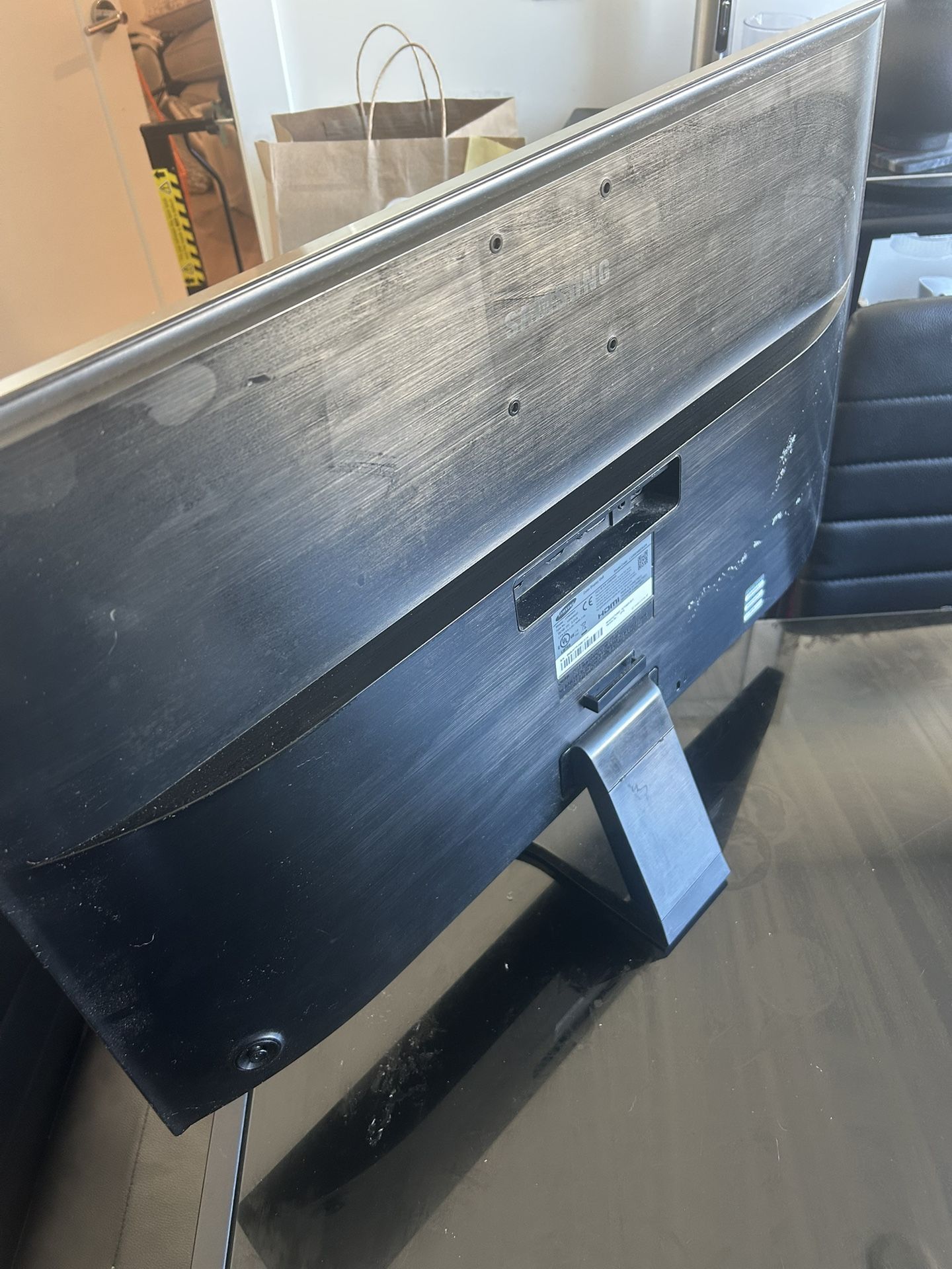 Samsung 28” 4k Monitor