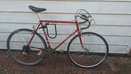 Vintage fuji hotsell royale 12 speed