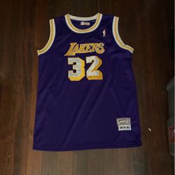 Magic Johnson Mitchel and Ness Jersey.