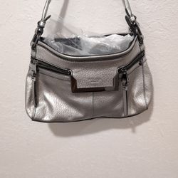 PERLINA SILVER LEATHER PURSE  