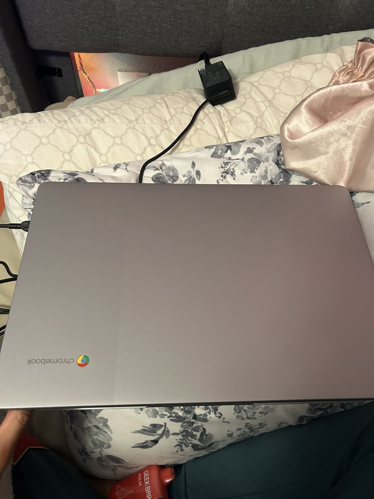 Lenovo Chrome Book Laptop