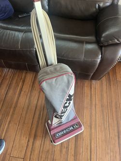 Oreck XL Vacuum Cleaner