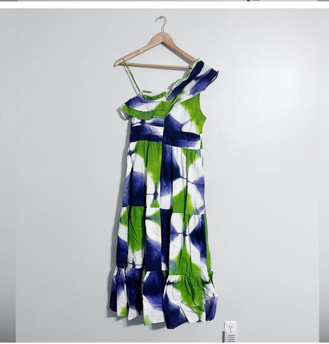 Busayo NWOT High End Maxi Dress