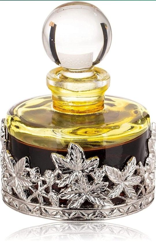 Swiss Arabian Mukhalat Malaki Concentrated Perfume Oil 30 ML (1.01 oz)