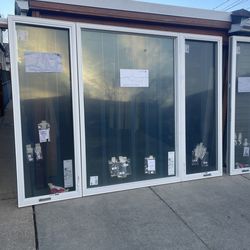 New windows replacement size w140.3/4 h 81    3 windows  casement size w28.1/4 h 81    1 window pictures size w56 h 81 $975 for all