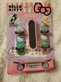 Hello Kitty Skateboard 