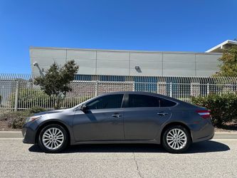 2014 Toyota Avalon Hybrid XLE