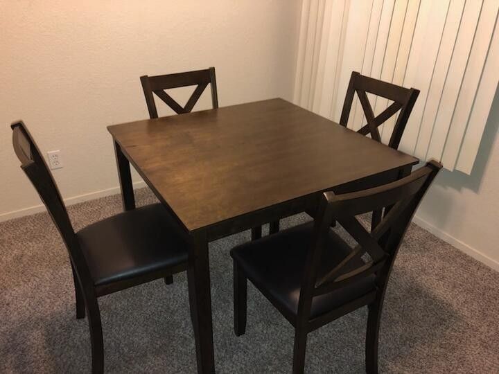 Dining Table With Chairs 