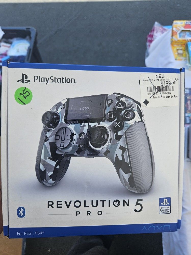 New Playstation 5 Pro Controller
