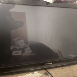 42 INCH Panasonic Viera TV