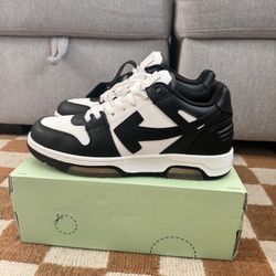 Off White Men’s Show Size 8, 9 & 10