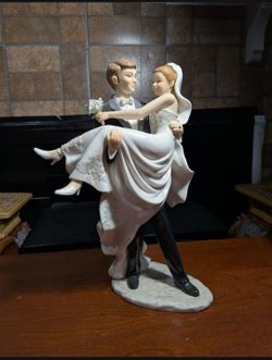 Porcelain Wedding Day Couple Figurine