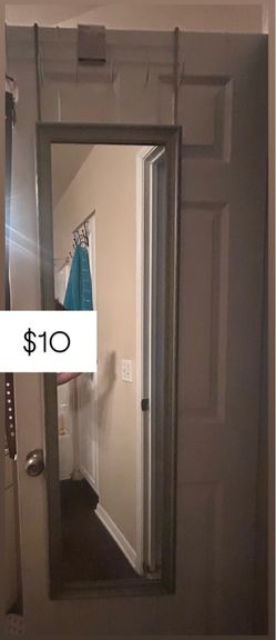 Hanging mirror