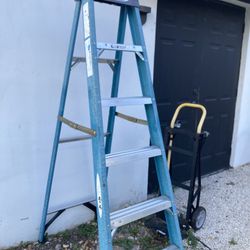 SIX  FOOT WERNER  FOLDING  HEAVY  DUTY  LADDER 