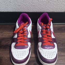 Nike Women’s Multi-Color Athletic Shoes Size 10