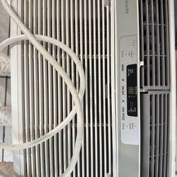 Frigidaire Air Conditioner 12,000 BTU’s