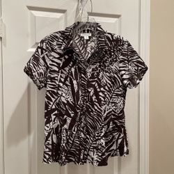 IBrown white short sleeve Size 